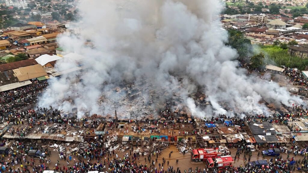 N’Zérékoré : violent incendie au Grand Marché