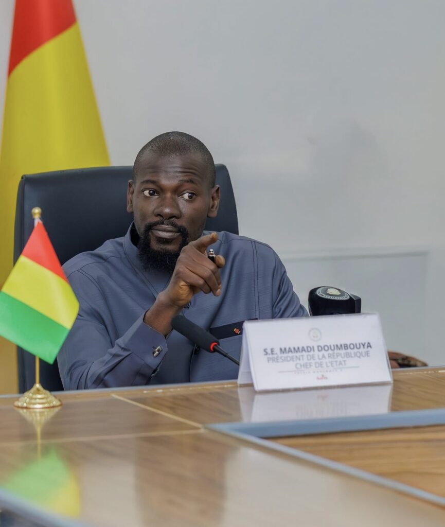 Guinée : le Président Doumbouya enterre l&rsquo;exportation d&rsquo;or brut et lance l&rsquo;ère de la transformation locale